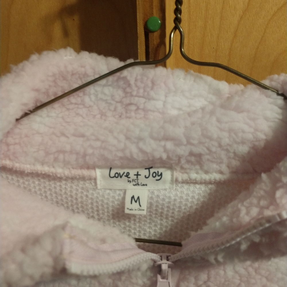 Sweatshirt - Picture 2 of 3